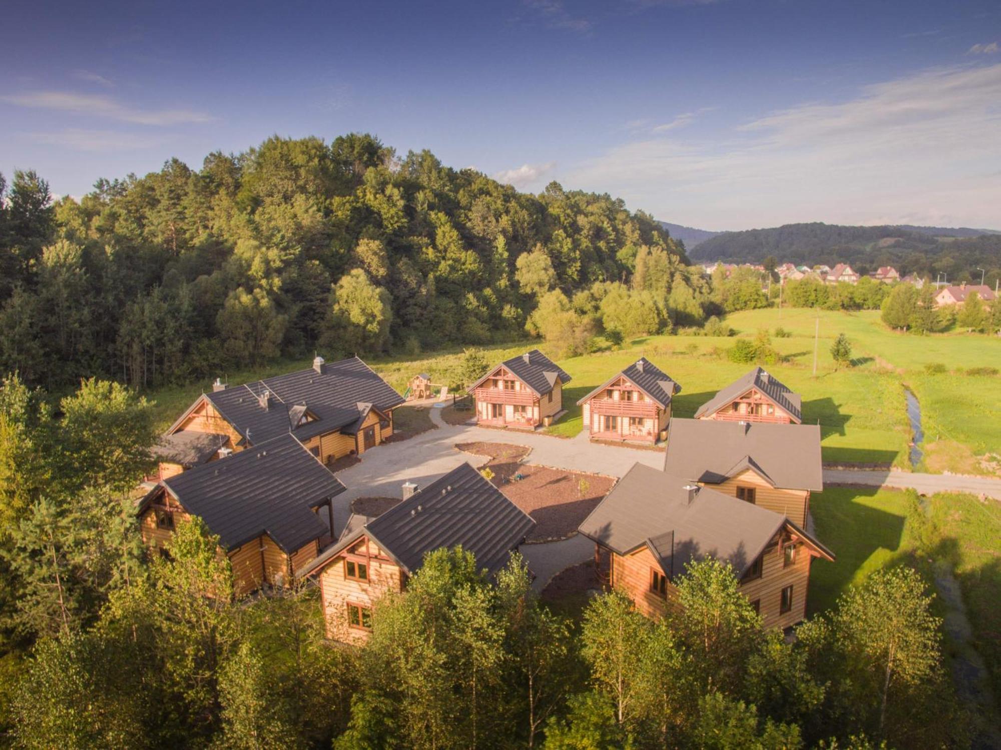 OSADA PODRÓŻNIKA - Całoroczne Domki Drewniane Hoczew Exterior foto